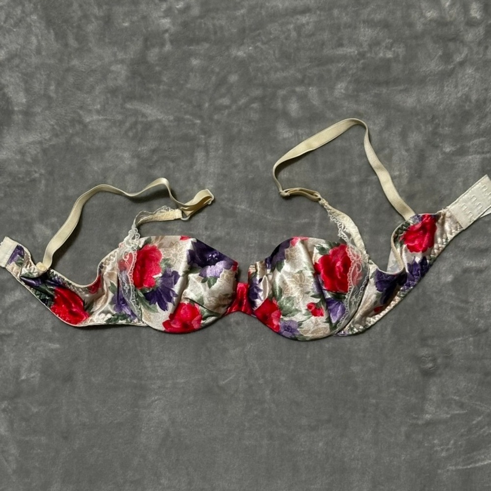 Maidenform Self Expressions Floral Satin Underwire Bra Cream Red Purple 36A 5477